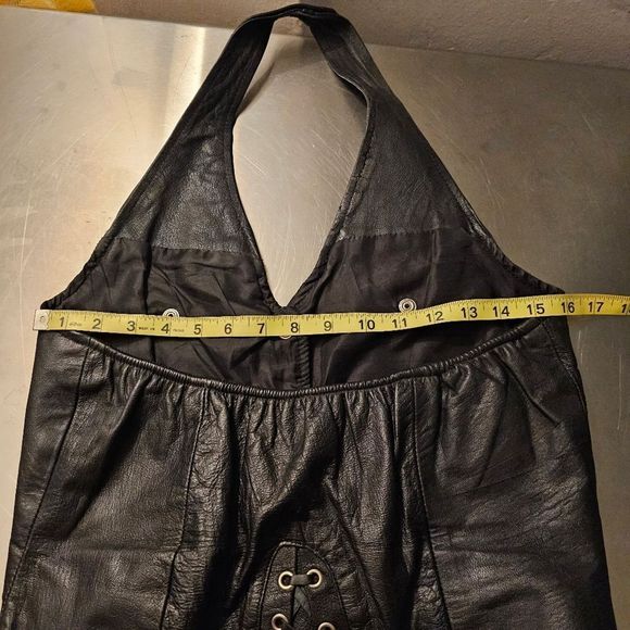 Leather vest/top - Picture 3 of 15